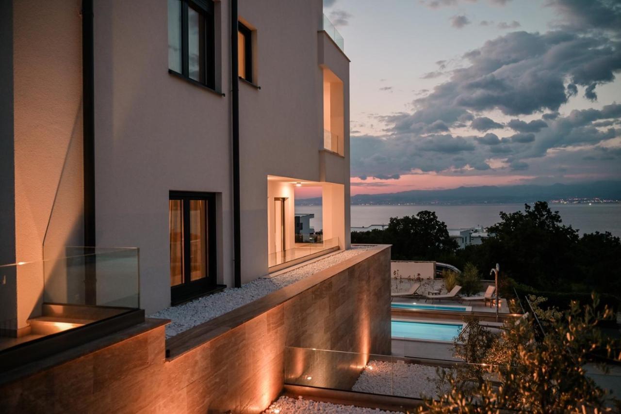Apartments Sea & Stone Malinska Extérieur photo