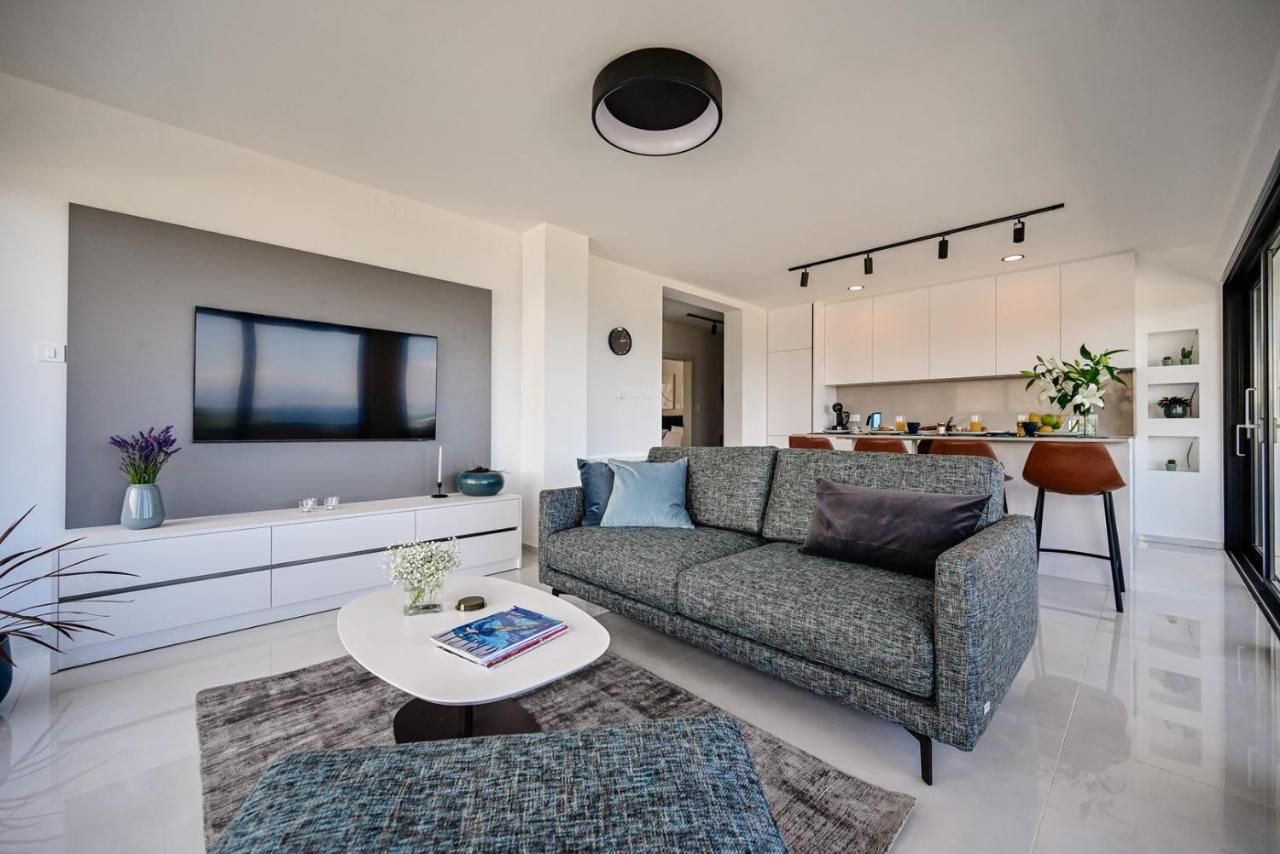 Apartments Sea & Stone Malinska Extérieur photo